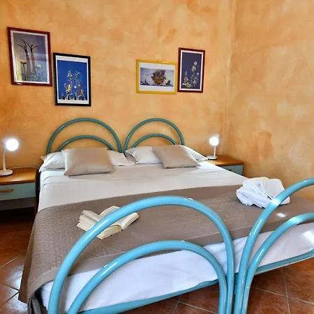 Casa Felice * סאן תאודורו